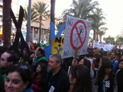 Manifestació massiva a València i Alacant
