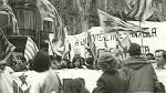 Alguns dels portadors de la pancarta, detinguts per la policia el 14 de mar&ccedil; de 1982