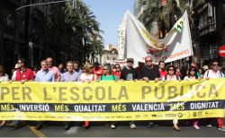 Gran Trobada de València i Festa per la Llengua de les Coves de Vinromà