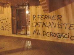 Pintades amenaçants contra el president de l'AVL a València