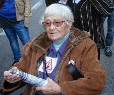Concha Pérez,  miliciana durant la guerra, militant de la CNT i posteriorment  de la CGT ha mort aquesta matinada als 98 anys