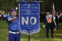 Dissabte passat a Edimburg milers de membres de lOrdre d'Orange (provinents dIrlanda del Nord i Escòcia) es van manifestar a favor de votar NO al referèndum dautodeterminació.