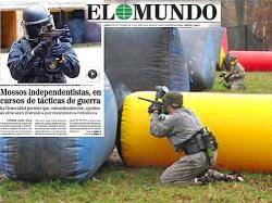 El grup ultradretà Manos Limpias segueix el relat d'"El Mundo" i denuncia dos Mossos per "terrorisme"