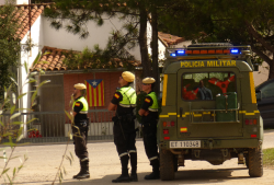 Desplegament militar a Sarrià de Ter (fotografia:llibertat.cat)