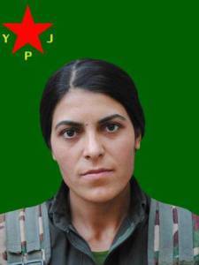 Mor la combatent de l'YPJ i cantant kurda Viyan Peyman