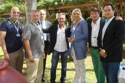 Ravelló amb Anglada i Marine Le Pen a Xipre. Foto: L'Apunt / xavier-rius.blogspot.com