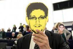 Reivindicant Eduard Snowden. Foto: Crític