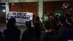Cassolada a Gràcia en solidaritat amb el Banc Expropiat