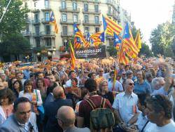Concentració davant la Delegació del govern espanyol a Barcelona