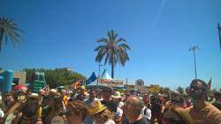 L'ANC reuneix mig miler de persones a la platja d'Arenys de Mar en un acte lúdic carregat de reivindicació