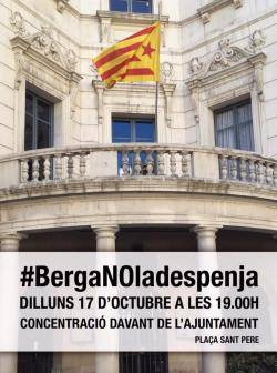 Concentració a Berga en solidaritat amb l'alcadessa per la nova citació judicial