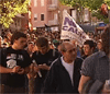 Més de mig miler de persones es manifesten a Esplugues de Llobregat contra el Pla Caufec