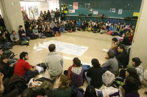 Tancada a la Facultat de Lletres. UAB