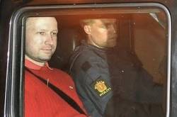 Breivik detingut