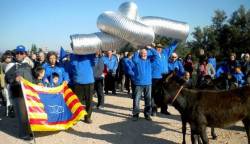 Acte reivindicatiu al Xerta-Sènia Acte reivindicatiu de la Plataforma en Defensa de l'Ebre on hi ha participat unes 200 persones al canal de reg Xerta