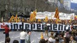 A la foto la capçalera independentista de la manifestació contra la LOAPA ( 14 de març de 1982), bona part dels qui l'aguantaven van anar a parar a la presó. Recordeu el "jo també hi era" ?