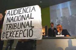 Acció contra Baltasar Garzón al Fòrum