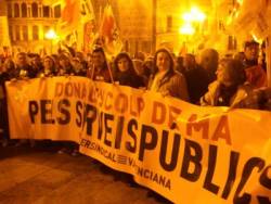 Manifestació a València en contra de les retallades socials