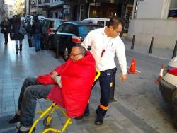 Toni Valero continua la vaga de fam indefinida després de signar l'alta voluntària a l'Hospital clínic