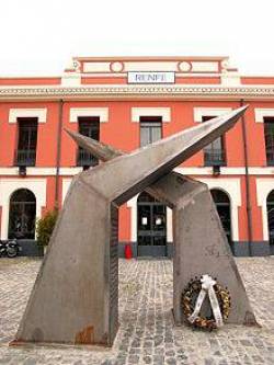 Monument en homenatge a les víctimes del bombardeig