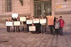 Ràpida resposta a les agressions contra els estudiants de València