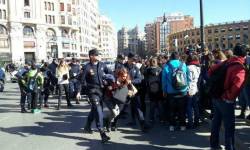 La Policia Nacional va sufocar la protesta estudiantil amb càrregues