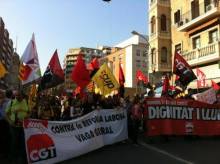 El bloc anticapitalista a l manifestació Lleida