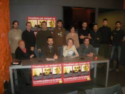 la CUP ha presentat en roda de premsa la campanya "Privatitzen per enriquir-se"