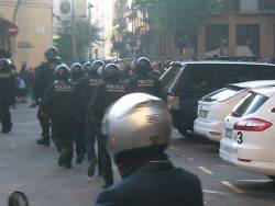 Irregularitat judicial en el desallotjament la "Universitat Lliure La Rimaia a Barcelona