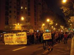 Centenars de persones es van mobilitzar per denunciar el desallotjament