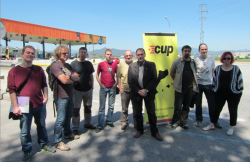 Càrrecs electes de la CUP en roda de premsa al peu del peatge de l'AP-7 Girona Sud