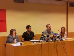 Membres de la plataforma "No vull pagar" entre els quals Josep Casadellà, impulsor de la campanya