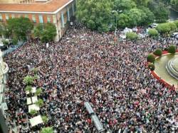 La plaça del Neptuno de Madrid amb milers de manifestants