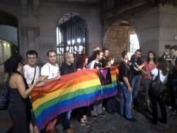 La Comissió Unitària 28 de Juny, a l'entrada del ple de l'Ajuntament de Girona