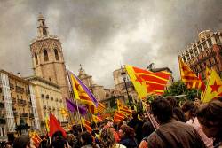 València banyada amb estelades un 9 d'Octubre