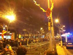 Davant de la seu del PP a Barcelona