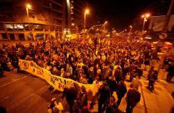 2009 Resposta de milers de persones es manifesten a Barcelona en la mobilització estudiantil