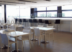 El bar-restaurant del Teconocampus de Mataró