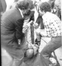 1975 Assassinat de Gennaro Costantino en una càrrega policial a Nàpols