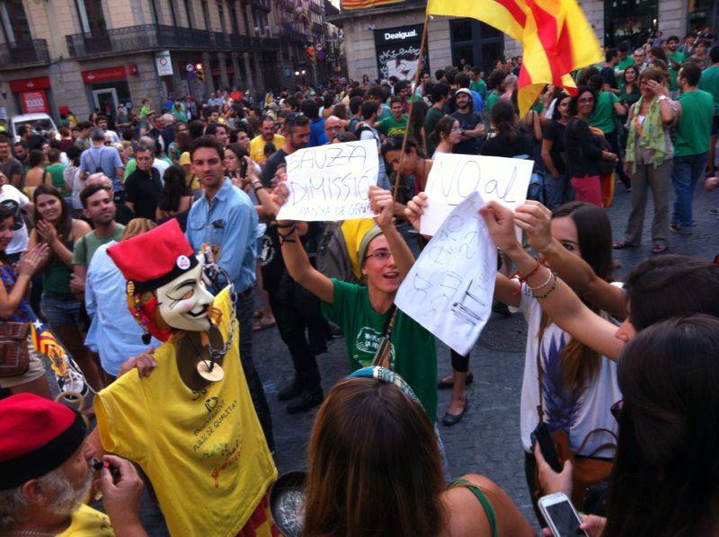 Concentració a Barcelona en suport als vaguistes de les Illes