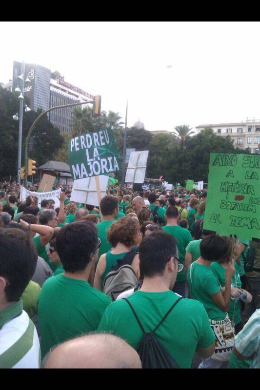 Concentració a Barcelona en suport als vaguistes de les Illes