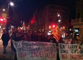 Manifestació a Vic en suport a la vaga indefinida de les Illes