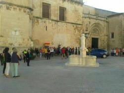 Inicia de la concentració a la plaça de l'ajuntament