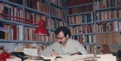 Jordi Castellanos al despatx de casa seva al carrer Còrsega, l'any 1987