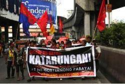 Foto de la Manifestaci&oacute; convocada pel KMU el divendres 22 de novembre contra incompet&egrave;ncia del govern