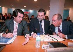 La corrupció de mà en mà: Aznar, Rajoy i Rato, entre famílies
