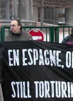 Lecha davant del Tribunal de Drets Humans d'Estrasburg, durant el judici contra l'Estat espanyol per les tortures de 1992