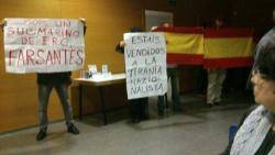El grup d'assaltants espanyolistes que han rebentat l'acte de Mataró