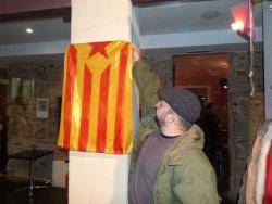 Pere Lecha en el moment de la inauguració del nou espai ?Toni Lecha i Berges? al Casal Independentista El Forn de Girona