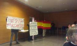 El grup d'assaltants espanyolistes que han rebentat l'acte